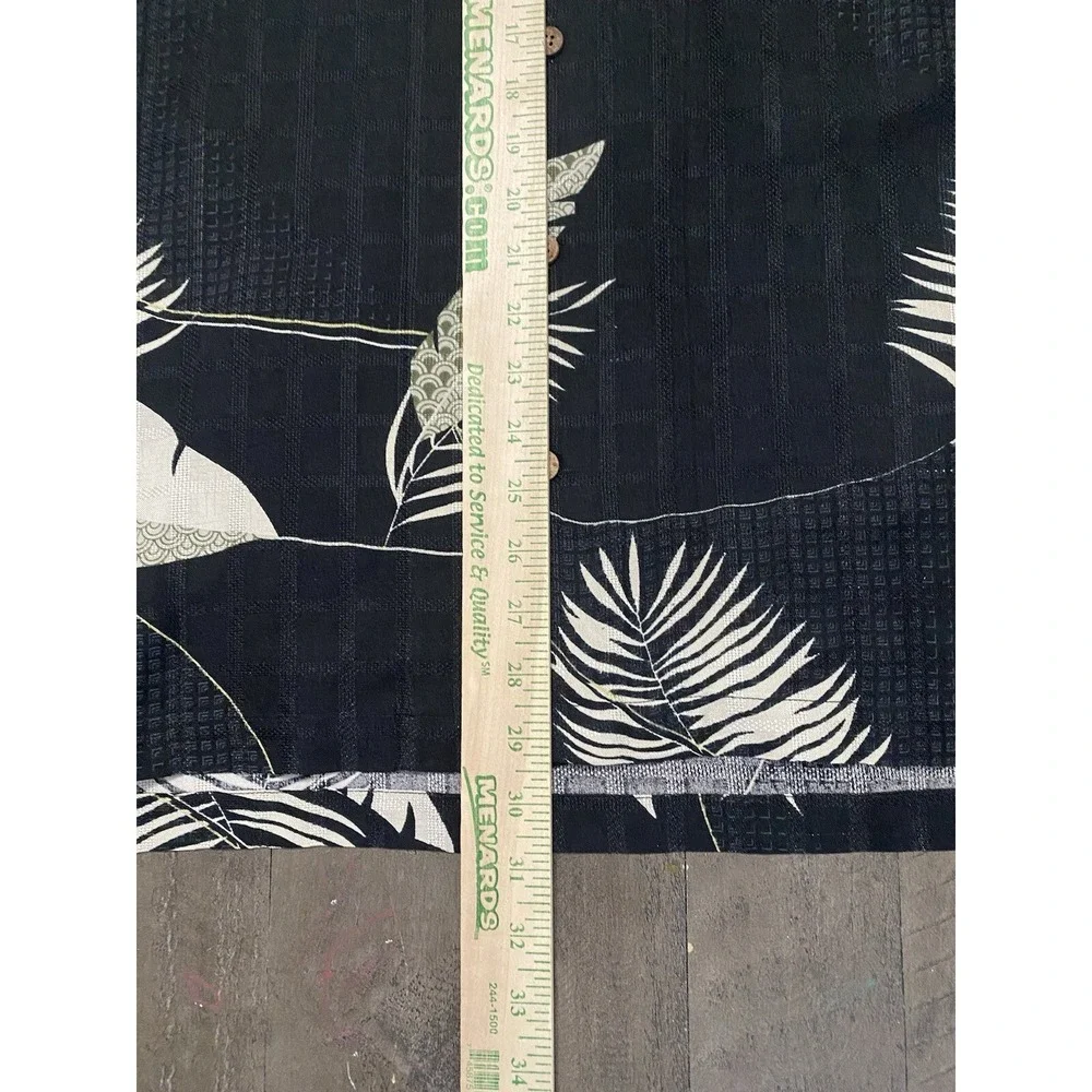 Tommy Bahama Shirt‎ XL Black Tropical 100% Silk Button Up Short Sleeve Feathers